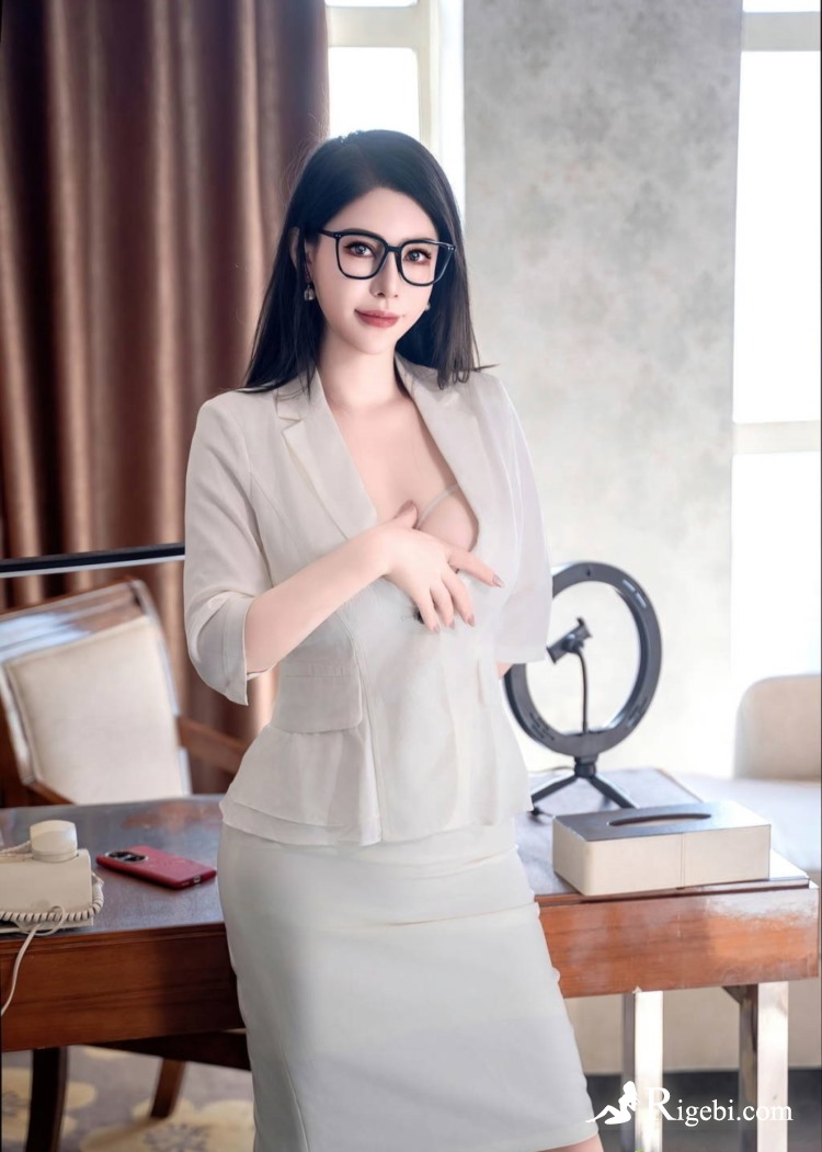 谷歌排名优化终极指南：如何让外贸独立站获得10万+客户