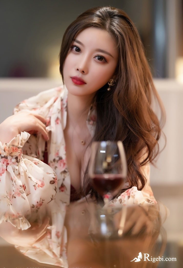 纺织服装：预计2024H2~2025H1国内制造端服装公司的订单数会优于品牌端