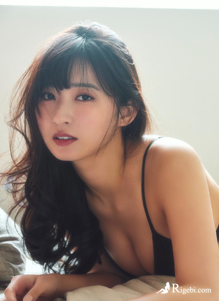 首次突破 40 万亿！中国外贸为何如此强劲？