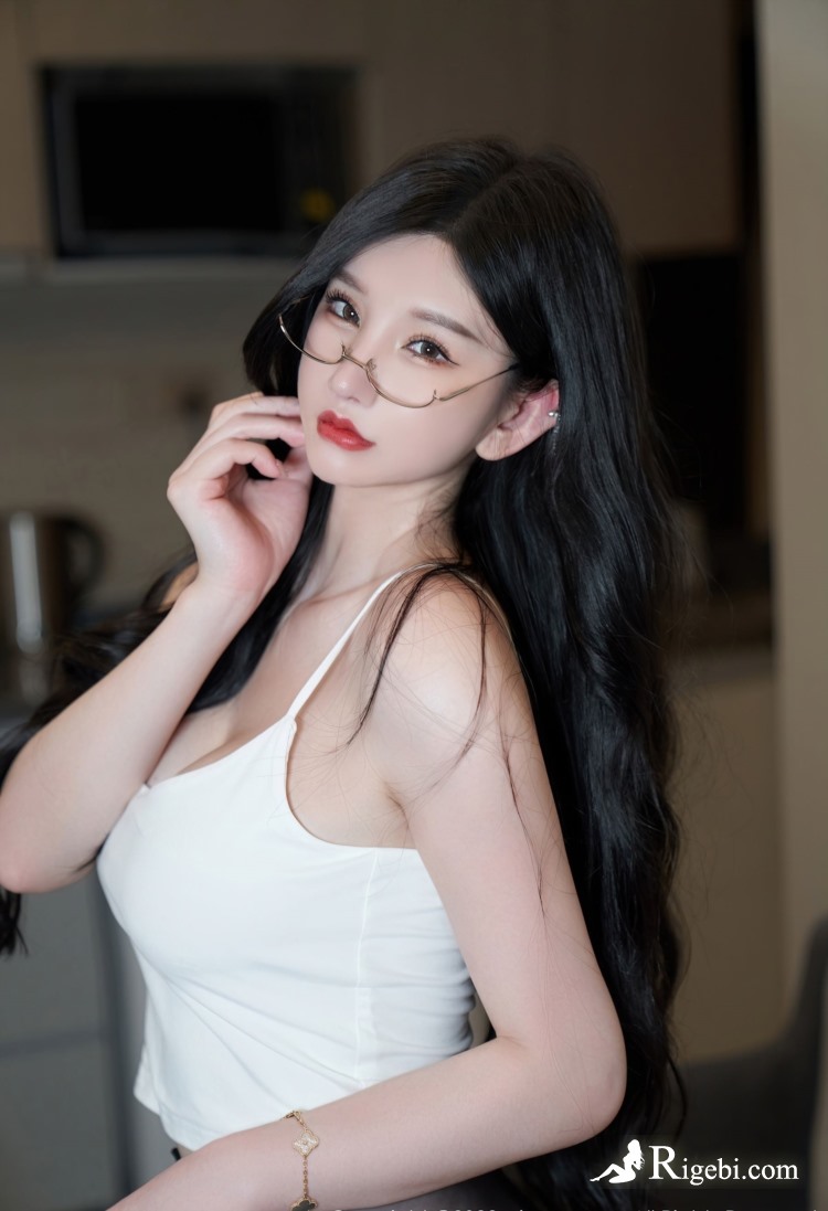 外贸企业如何借助外贸软件高效开拓国际市场？